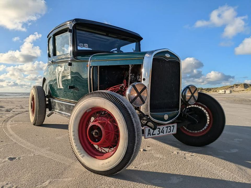 1931 Ford Coupe of Johnny Obbekjer & Rasmus Berlin